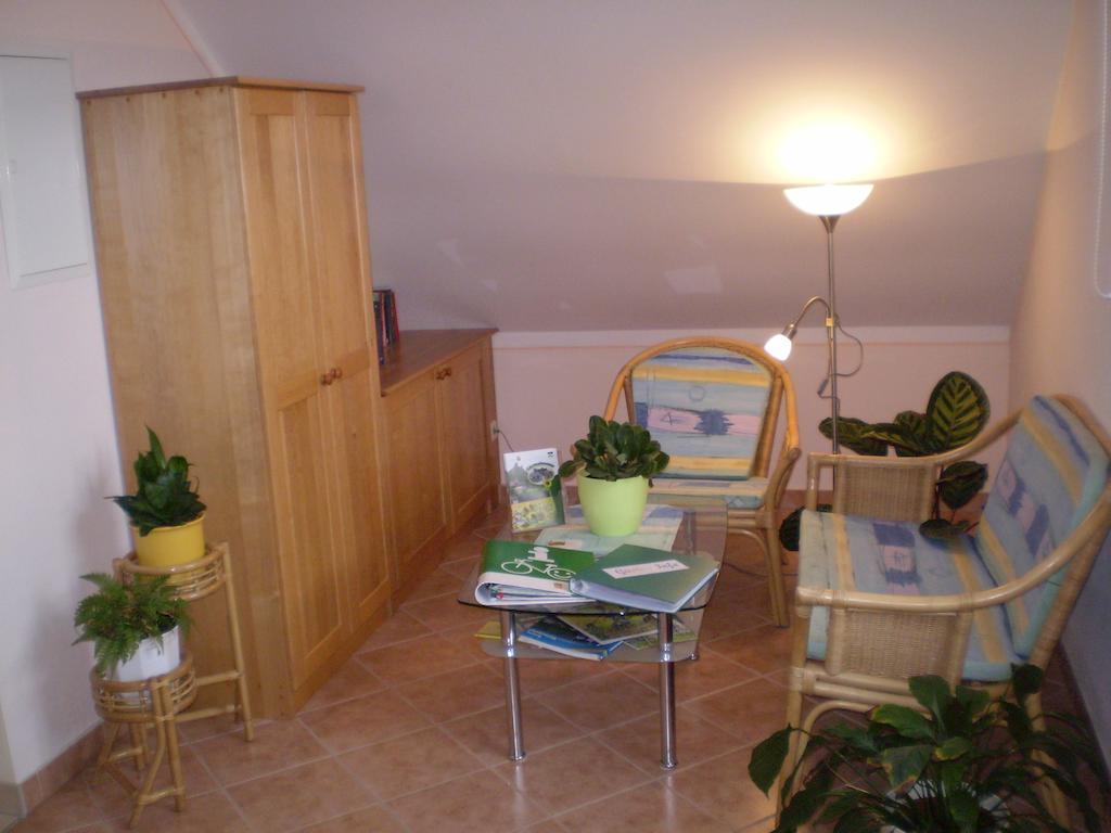 Gaestezimmer Rieder Staatz Экстерьер фото